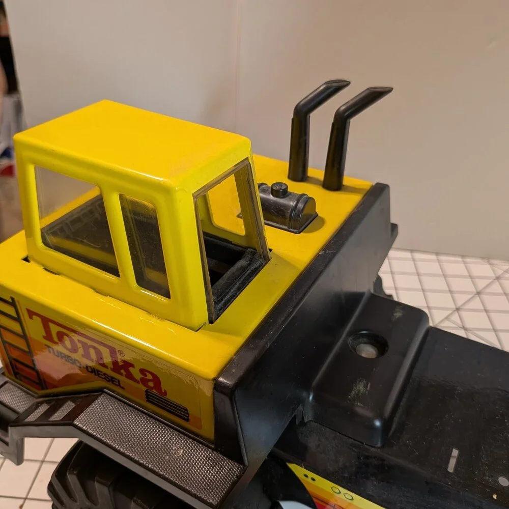 Vintage 1980s Tonka Turbo Diesel Mighty Dump Truck Near Mint Steel Yellow